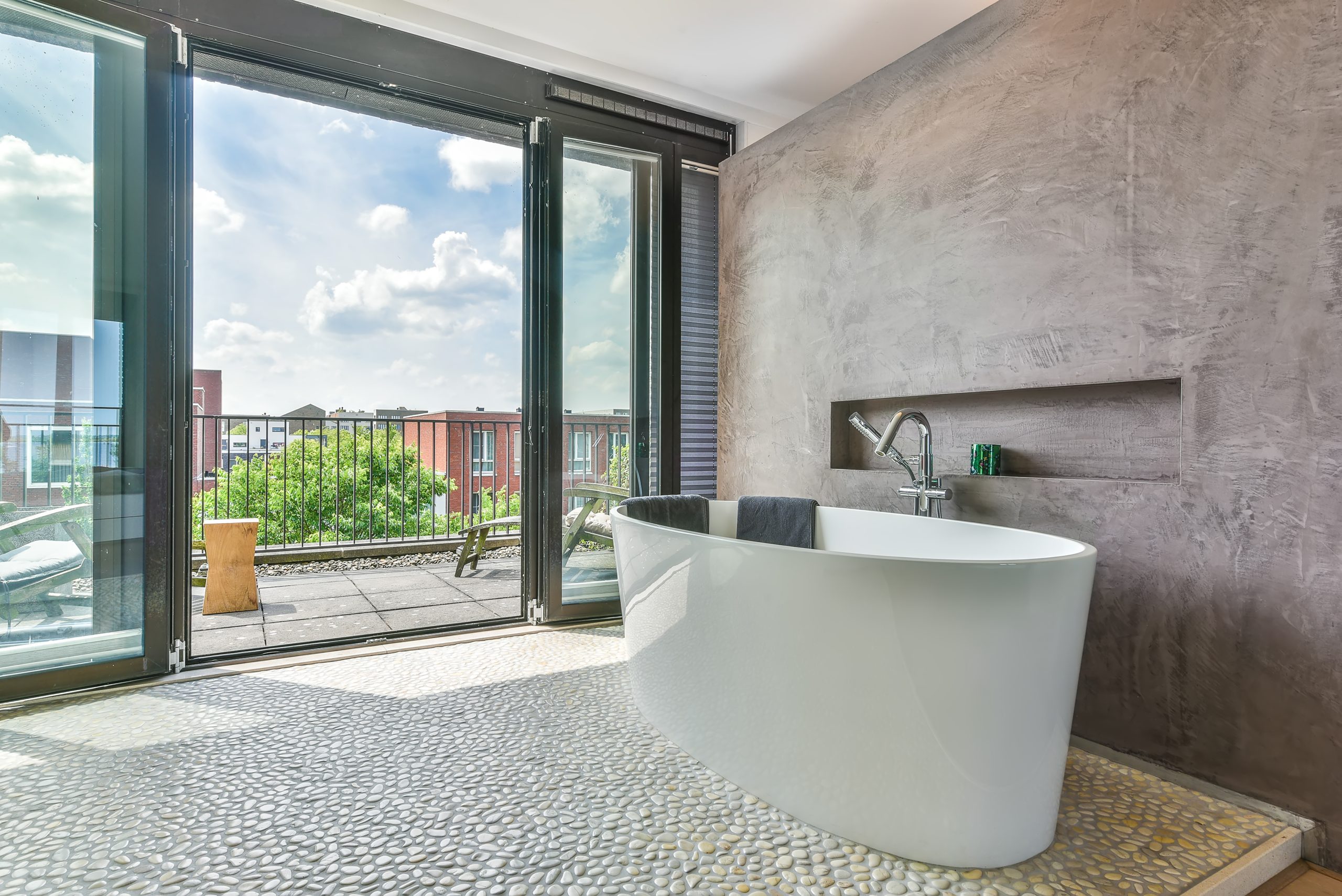 Interior design of beautiful and elegant bathroom